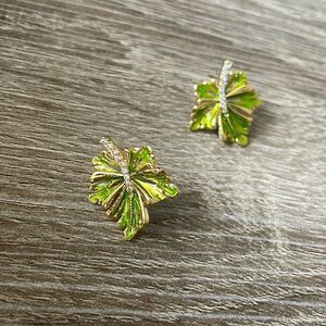 Green leaf earrings N190
